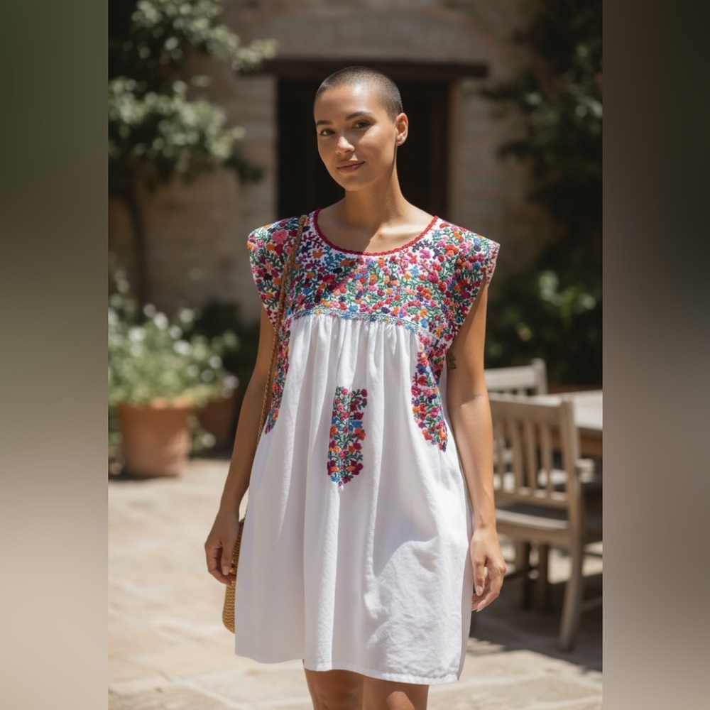 Mi Golondrina Colorful Embroidered Garment Sz M